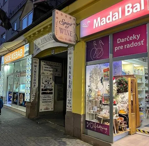 Bada Bing Plaza Apartmán *